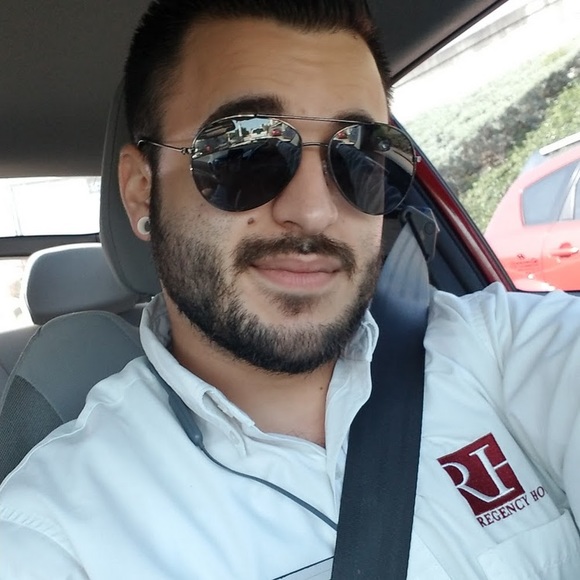 Meet your Posher, Ivan - Picture 1 of 1